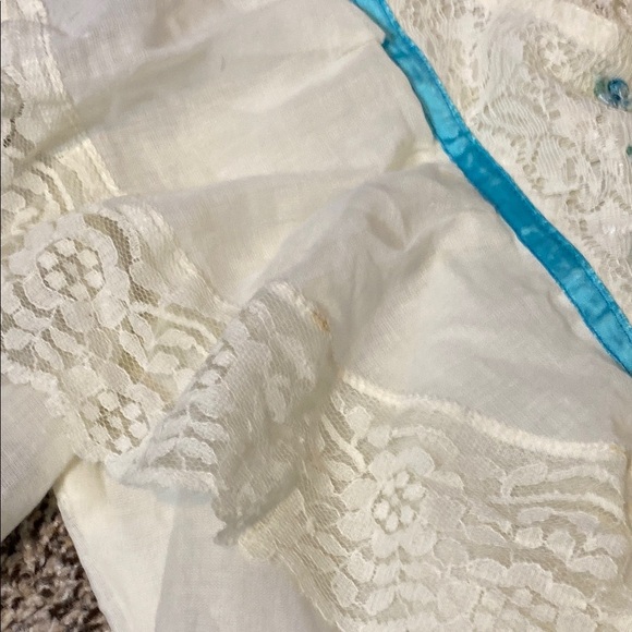 Vintage White and Blue Ruffled Tiered Bridal Gown - Picture 6 of 9